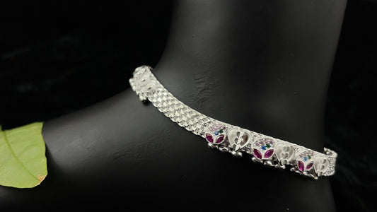 Silver Payal(Anklet) with Heart Motif & Dual-Tone Gem Detailing