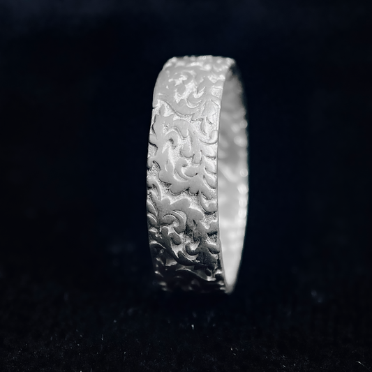 Men’s Carved Matte Silver Ring