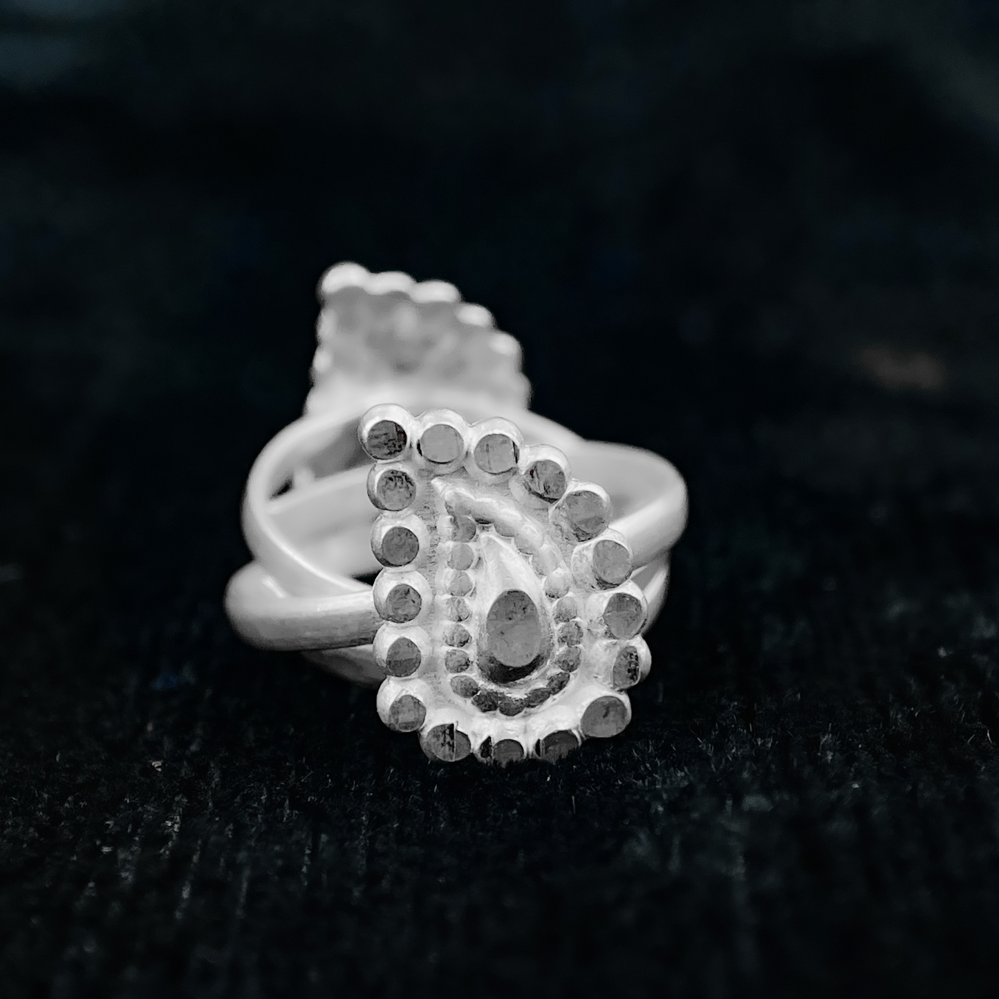 Silver Toe Ring With Handmade Leaf Design