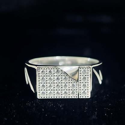 Men's Silver Geometric Diamond-Cut Ring – Bold & Modern Statement Jewelry
