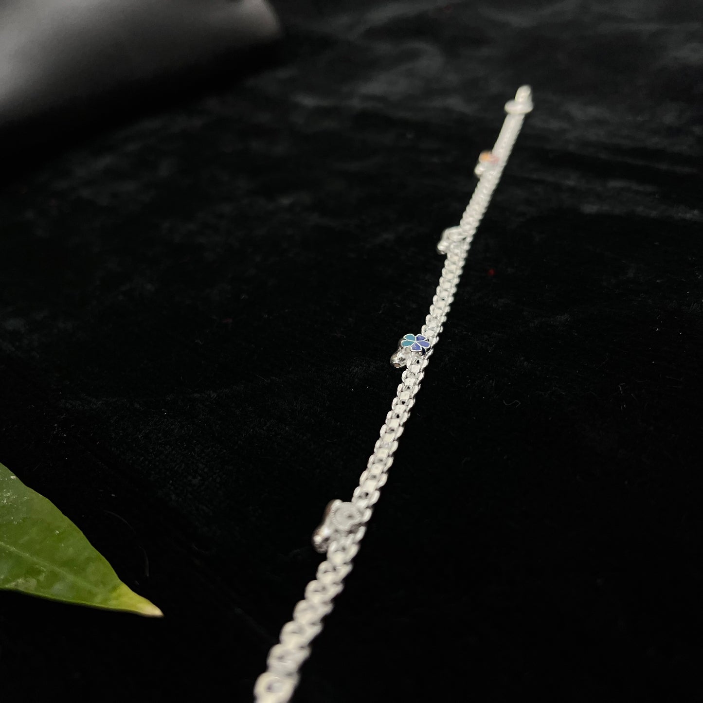 Silver Payal(Anklet) with flower design