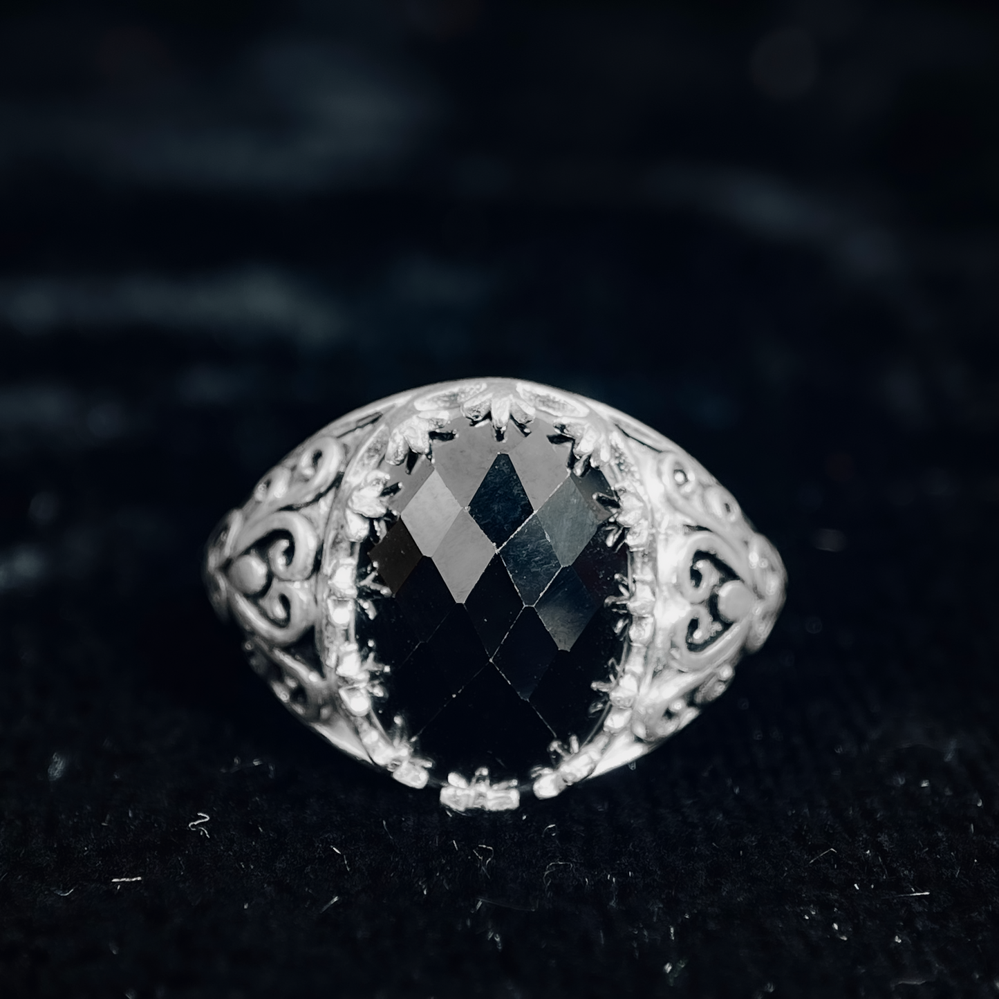 Silver Ring with Black Onyx – Vintage Gothic Design for Men & Women